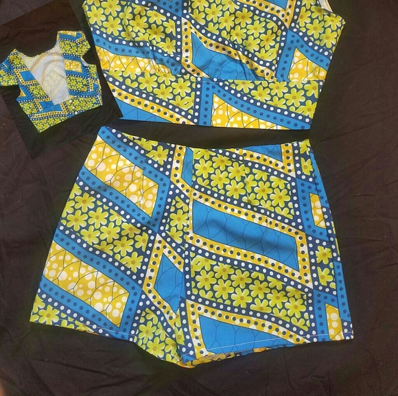 Short set - Picture 2 of 2